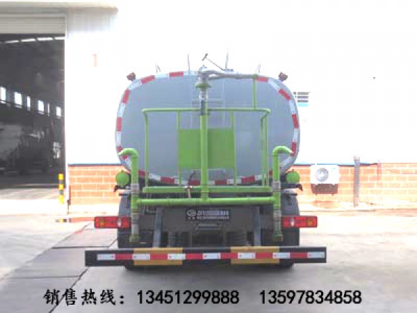 東風EQ1120灑水車(國六)